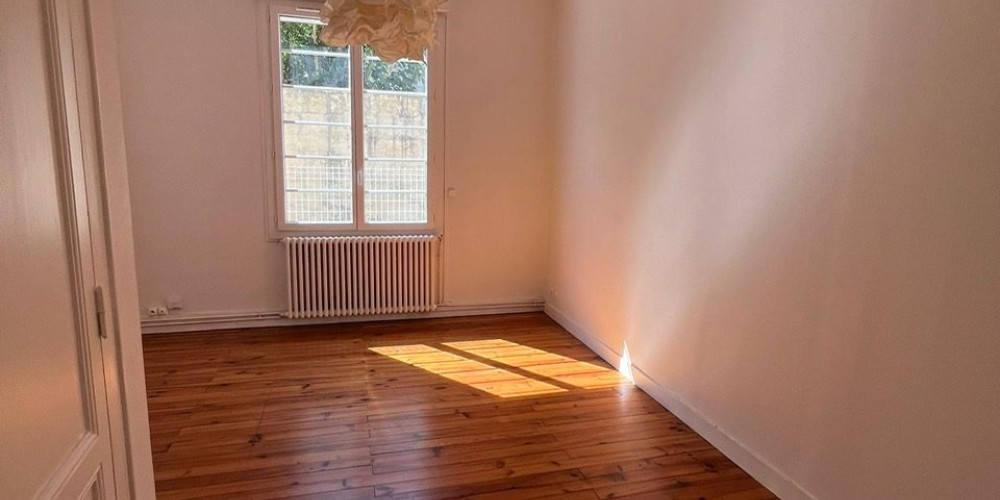 appartement à BORDEAUX (33000)