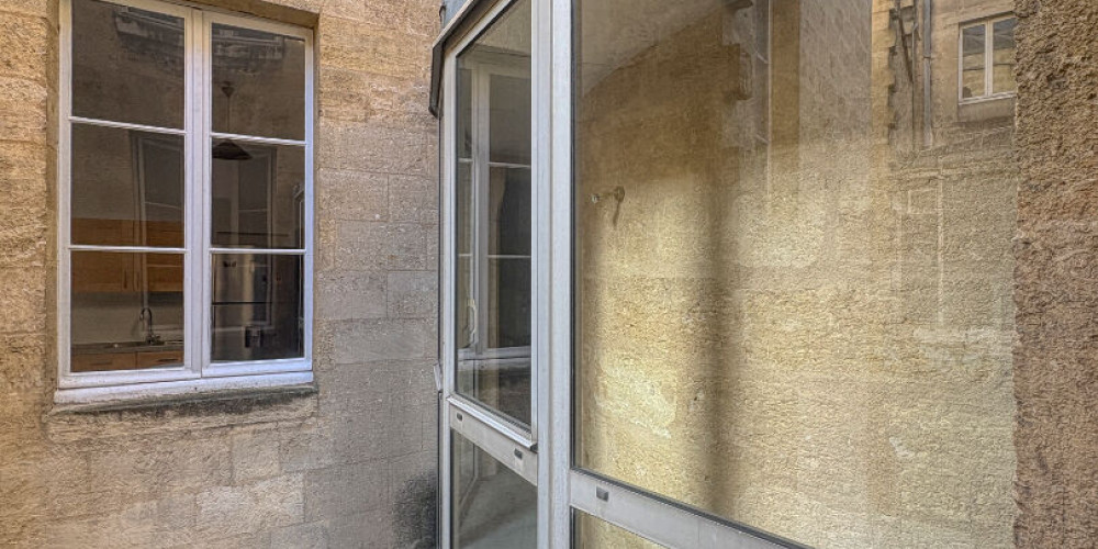 appartement à BORDEAUX (33000)