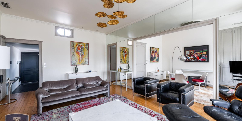 appartement à BORDEAUX (33000)