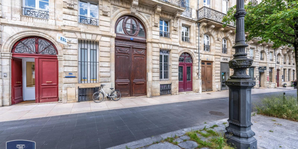 appartement à BORDEAUX (33000)
