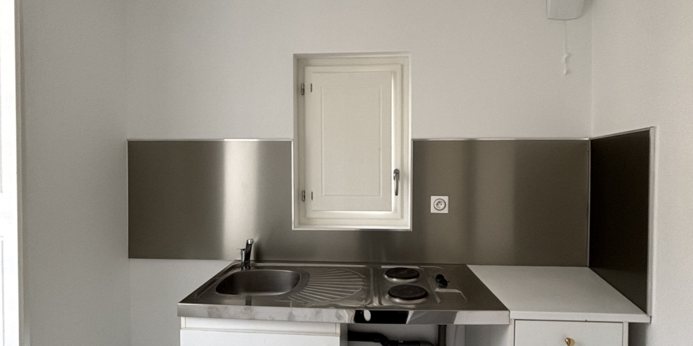 appartement à BORDEAUX (33000)