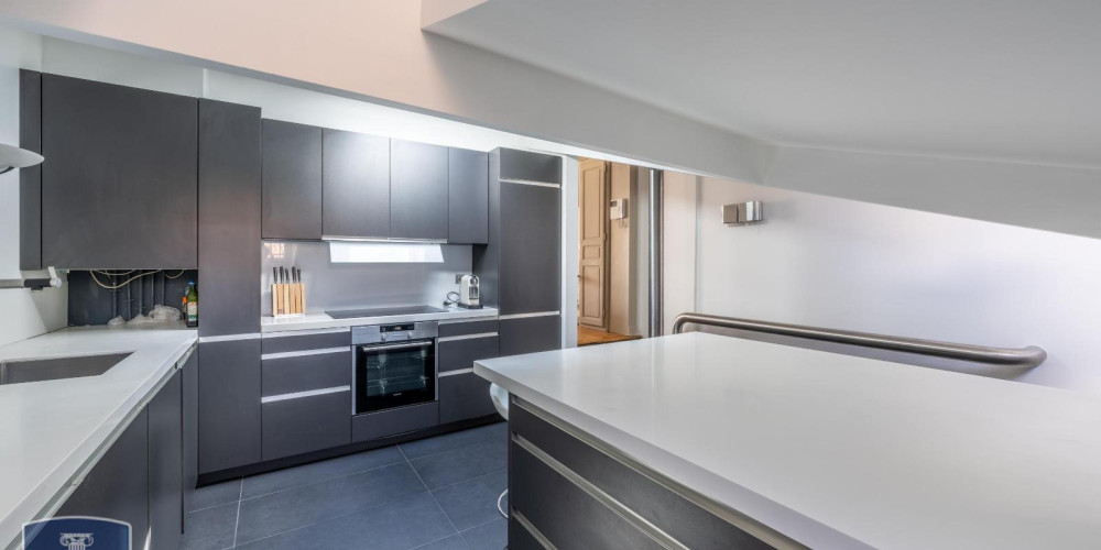 appartement à BORDEAUX (33000)
