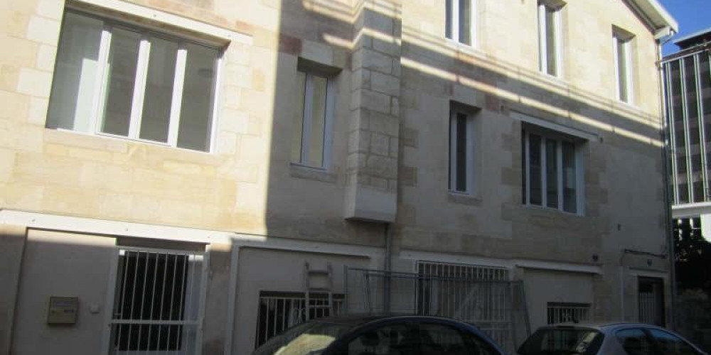 appartement à BORDEAUX (33000)