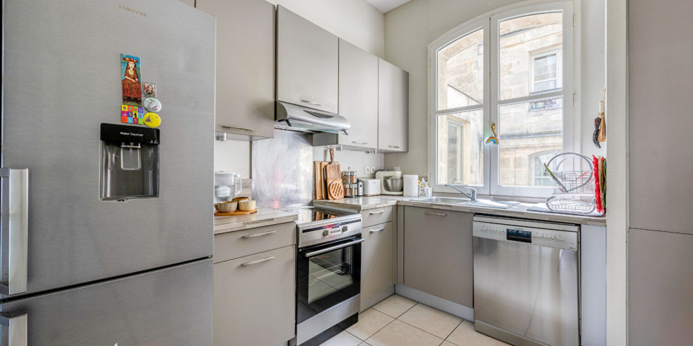 appartement à BORDEAUX (33000)