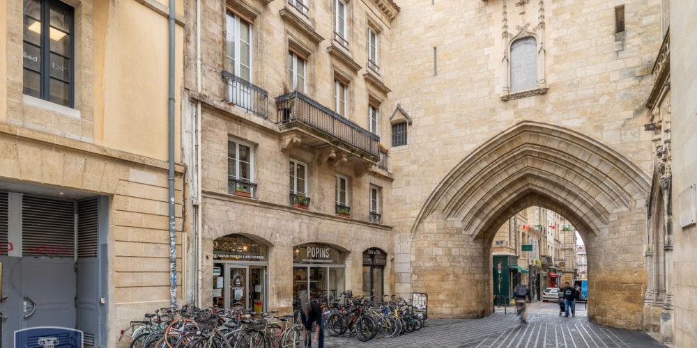 appartement à BORDEAUX (33000)