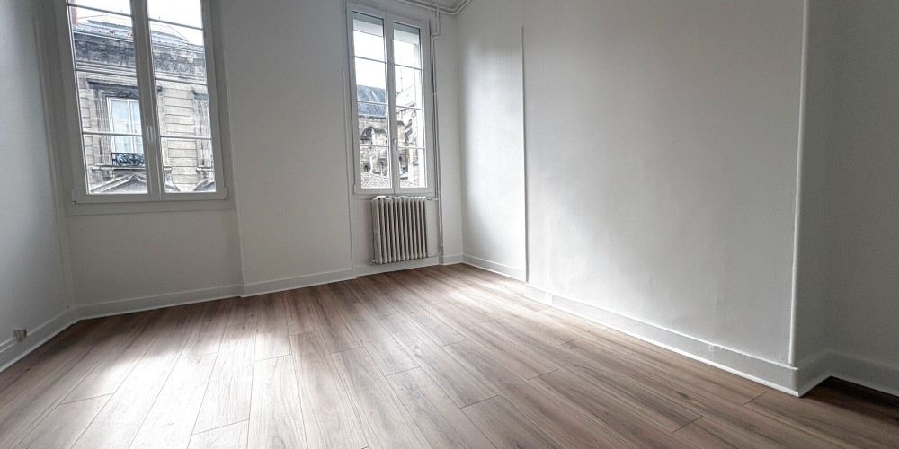 appartement à BORDEAUX (33000)