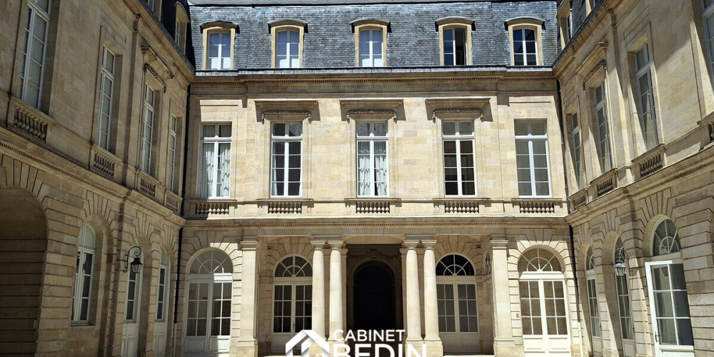 appartement à BORDEAUX (33000)