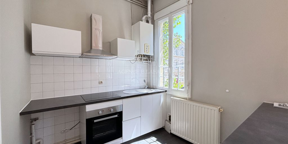 appartement à BORDEAUX (33000)