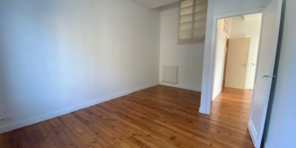 appartement à BORDEAUX (33000)