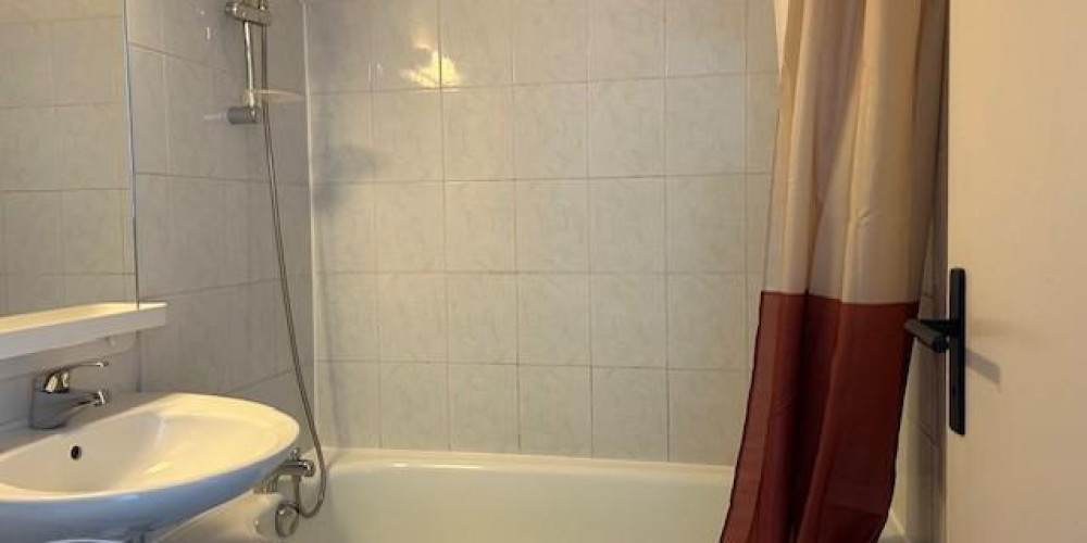 appartement à BORDEAUX (33000)