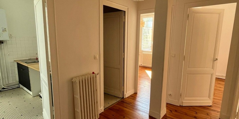 appartement à BORDEAUX (33000)