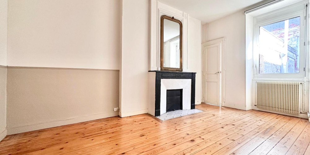 appartement à BORDEAUX (33000)