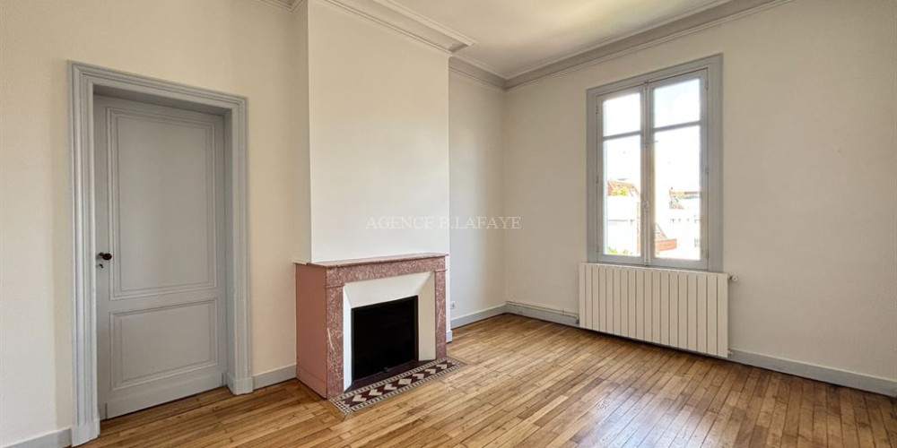 appartement à BORDEAUX (33000)