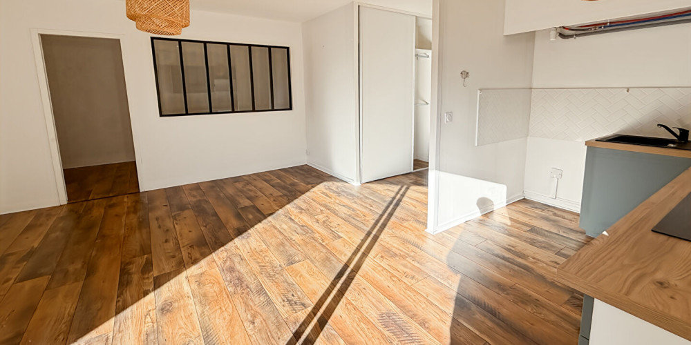 appartement à BORDEAUX (33000)