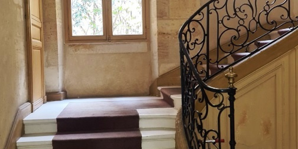 appartement à BORDEAUX (33000)