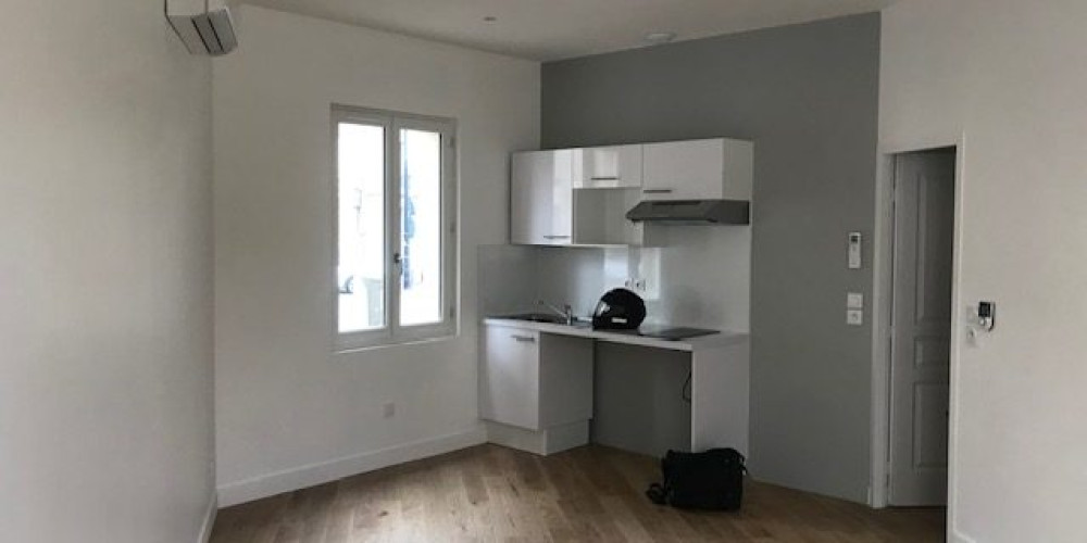 appartement à BORDEAUX (33000)