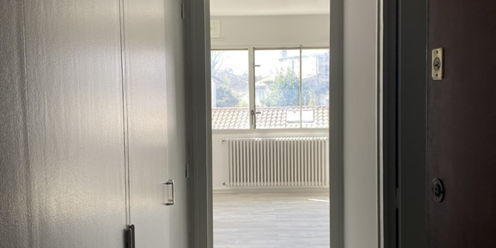 appartement à BORDEAUX (33000)