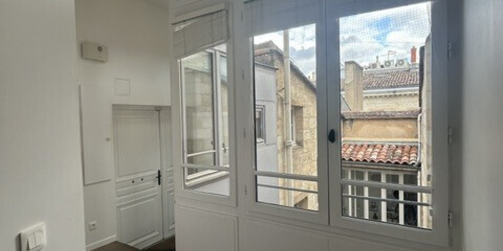 appartement à BORDEAUX (33000)