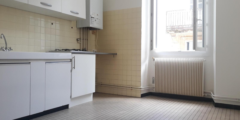appartement à BORDEAUX (33000)