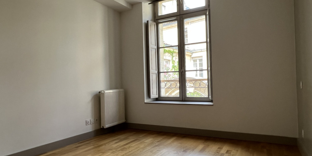 appartement à BORDEAUX (33000)