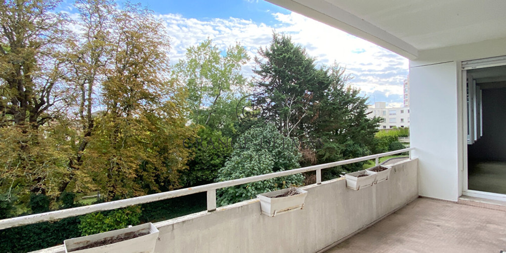 appartement à BORDEAUX (33000)