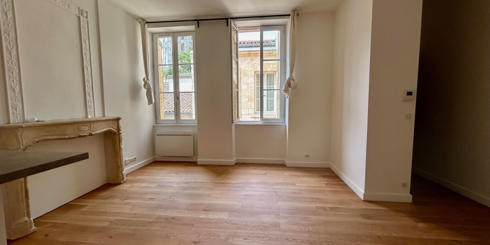 appartement à BORDEAUX (33000)