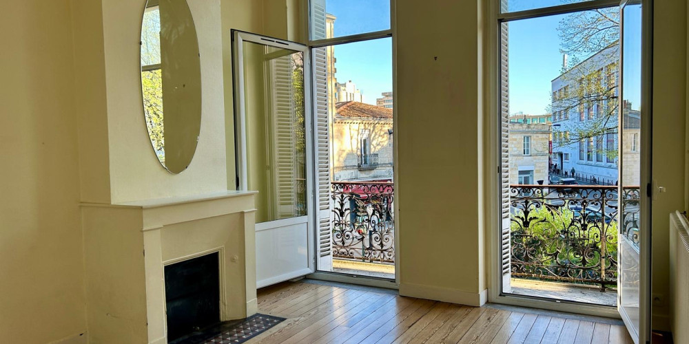 appartement à BORDEAUX (33000)