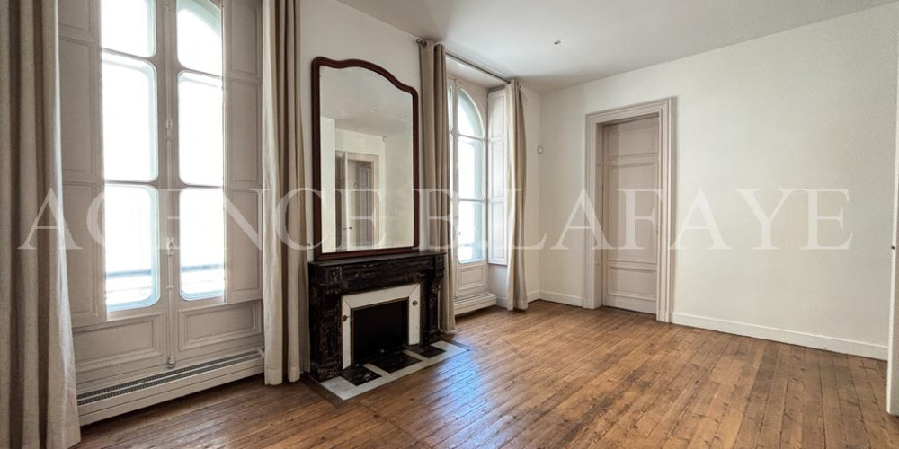 appartement à BORDEAUX (33000)