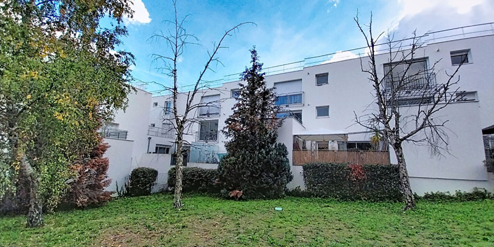 appartement à BORDEAUX (33000)