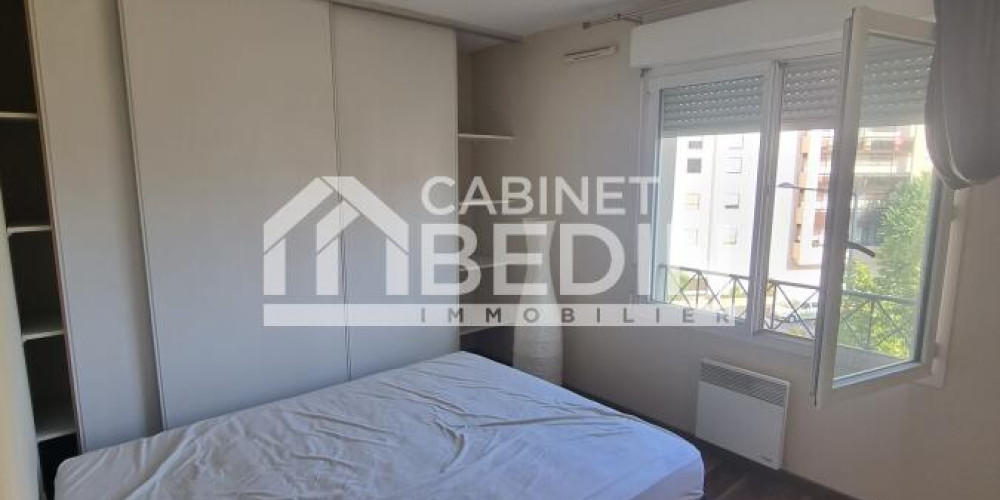 appartement à BORDEAUX (33000)