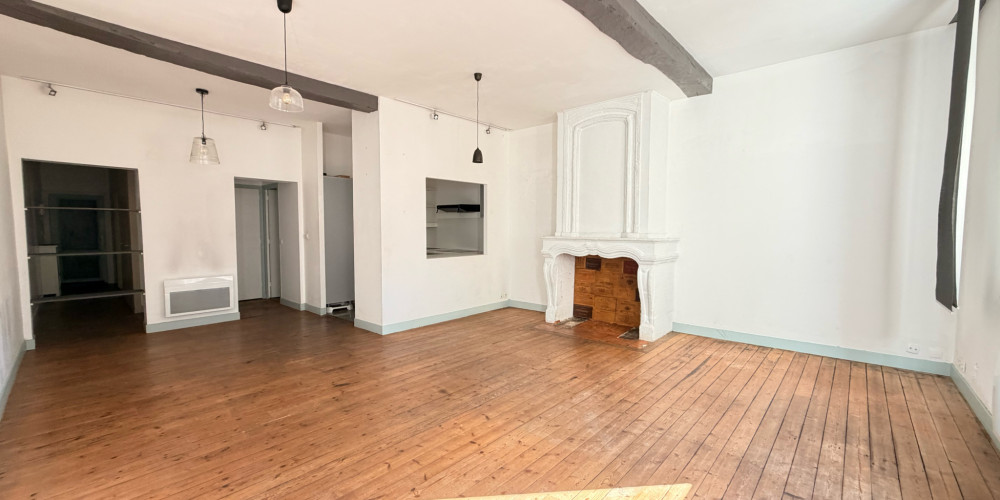 appartement à BORDEAUX (33000)