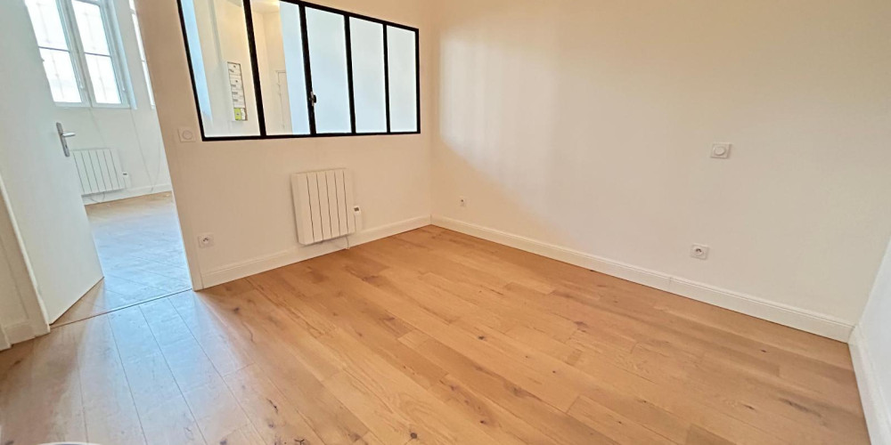appartement à BORDEAUX (33000)