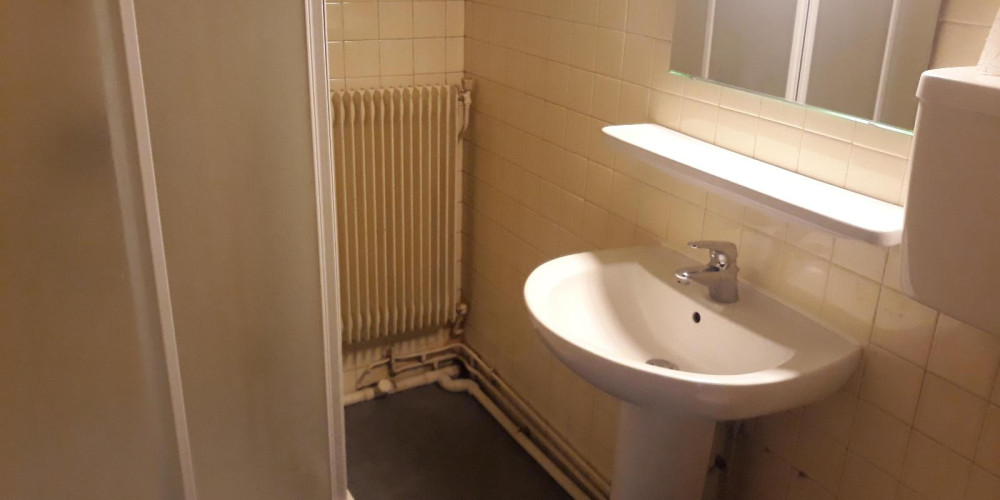 appartement à BORDEAUX (33000)