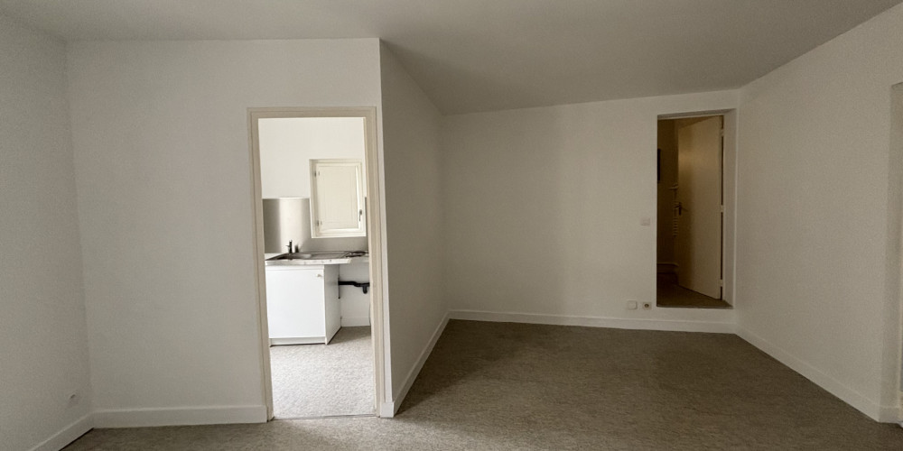 appartement à BORDEAUX (33000)