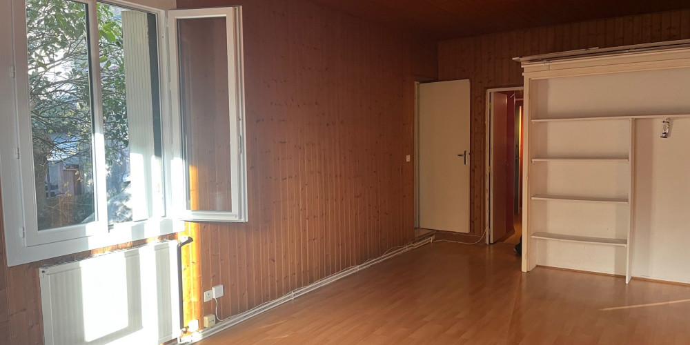 appartement à BORDEAUX (33000)