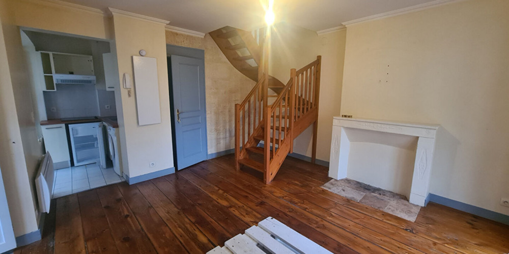 appartement à BORDEAUX (33000)