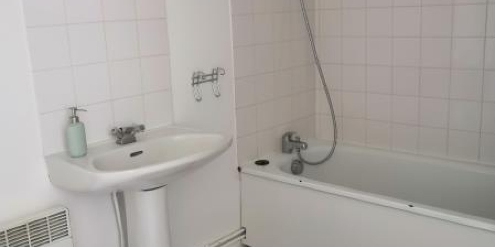 appartement à BORDEAUX (33000)