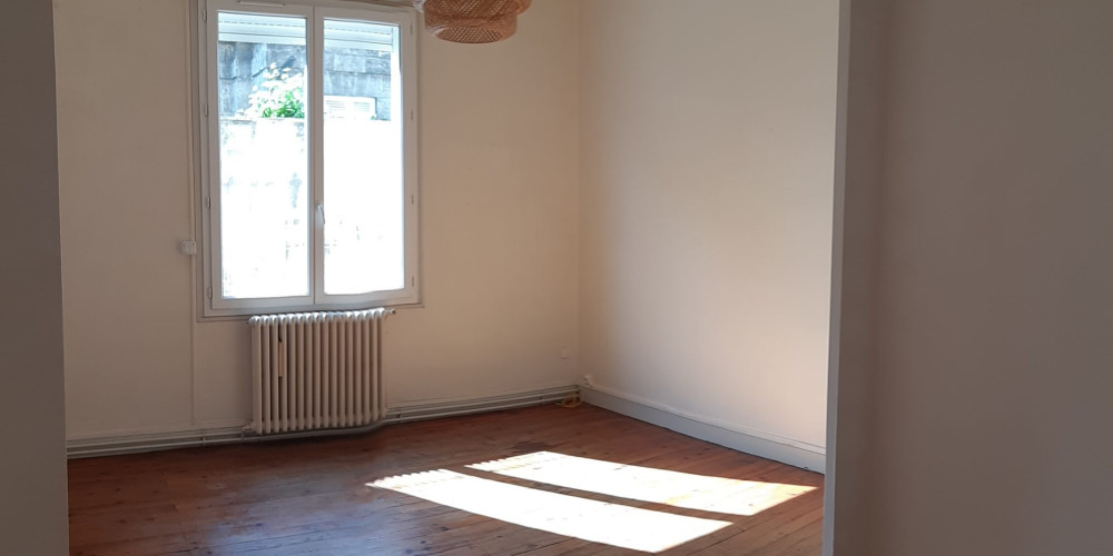 appartement à BORDEAUX (33000)