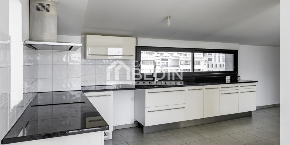 appartement à BORDEAUX (33000)