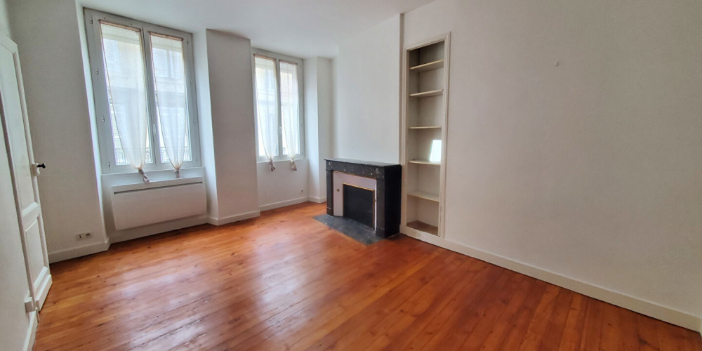 appartement à BORDEAUX (33000)