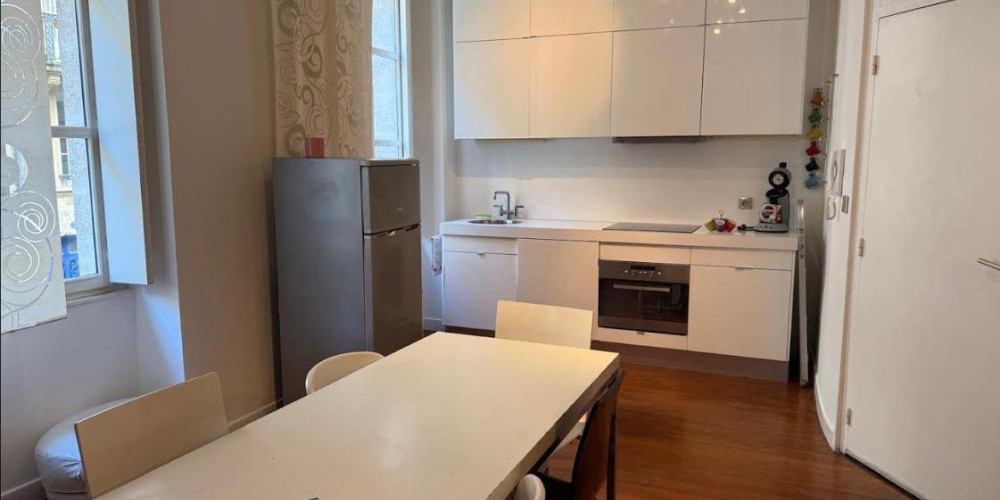 appartement à BORDEAUX (33000)
