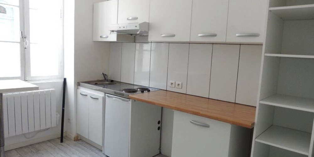 appartement à BORDEAUX (33000)