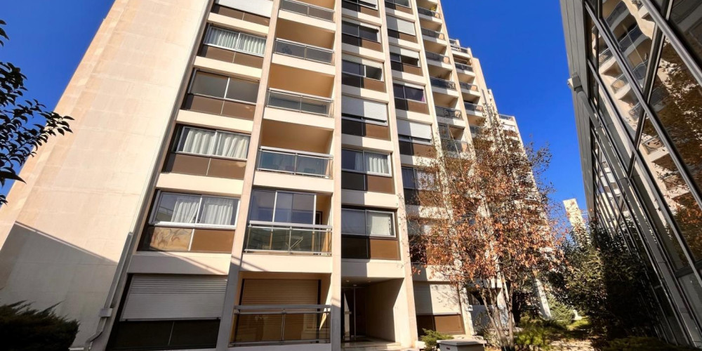 appartement à BORDEAUX (33000)