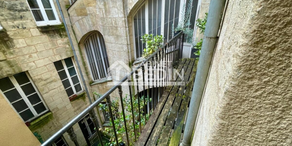 appartement à BORDEAUX (33000)