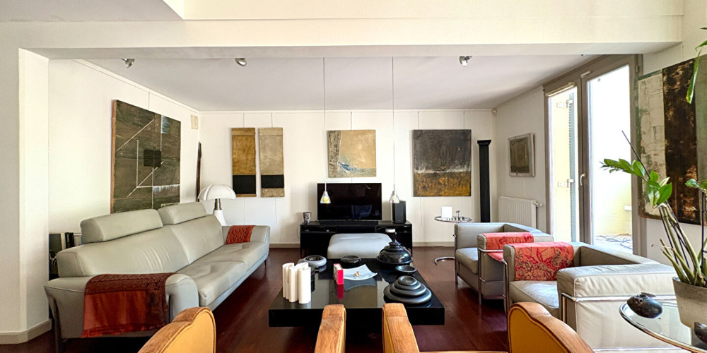 appartement à BORDEAUX (33100)