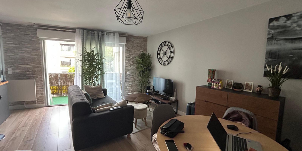 appartement à BORDEAUX (33100)