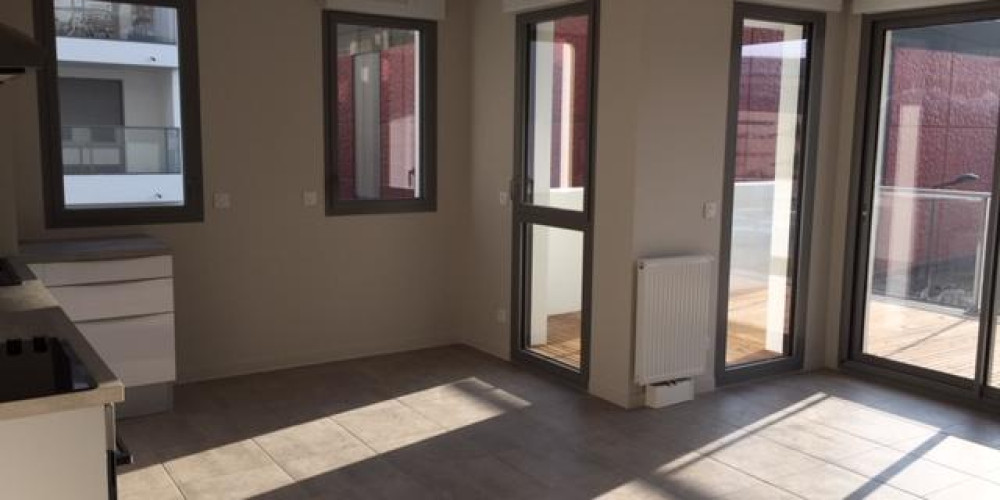 appartement à BORDEAUX (33100)