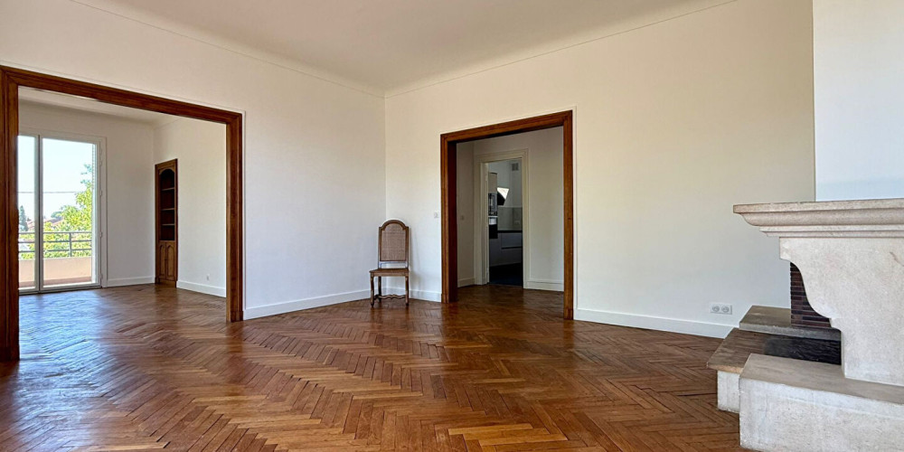 appartement à BORDEAUX (33200)