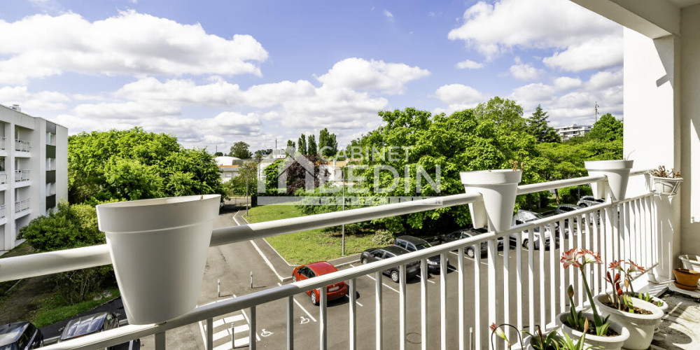 appartement à BORDEAUX (33200)