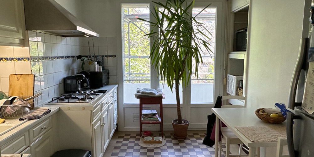appartement à BORDEAUX (33200)